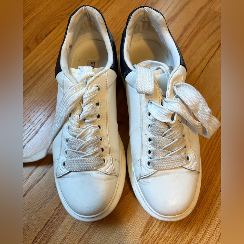 Steve Madden Sneakers